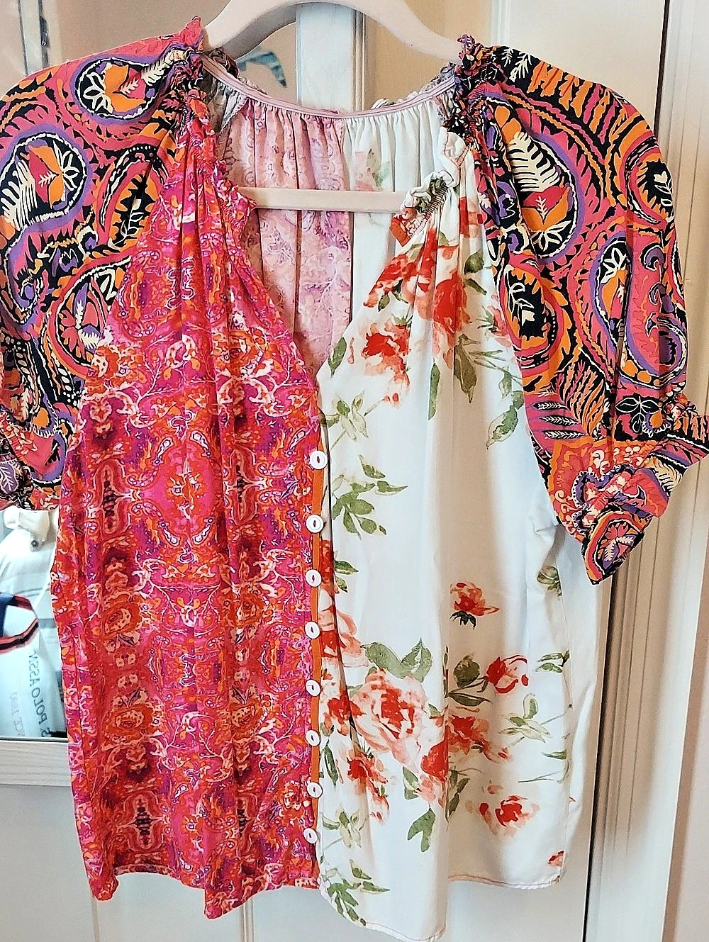 Free People Floral Button Front Blouse in Pink & White Size Large